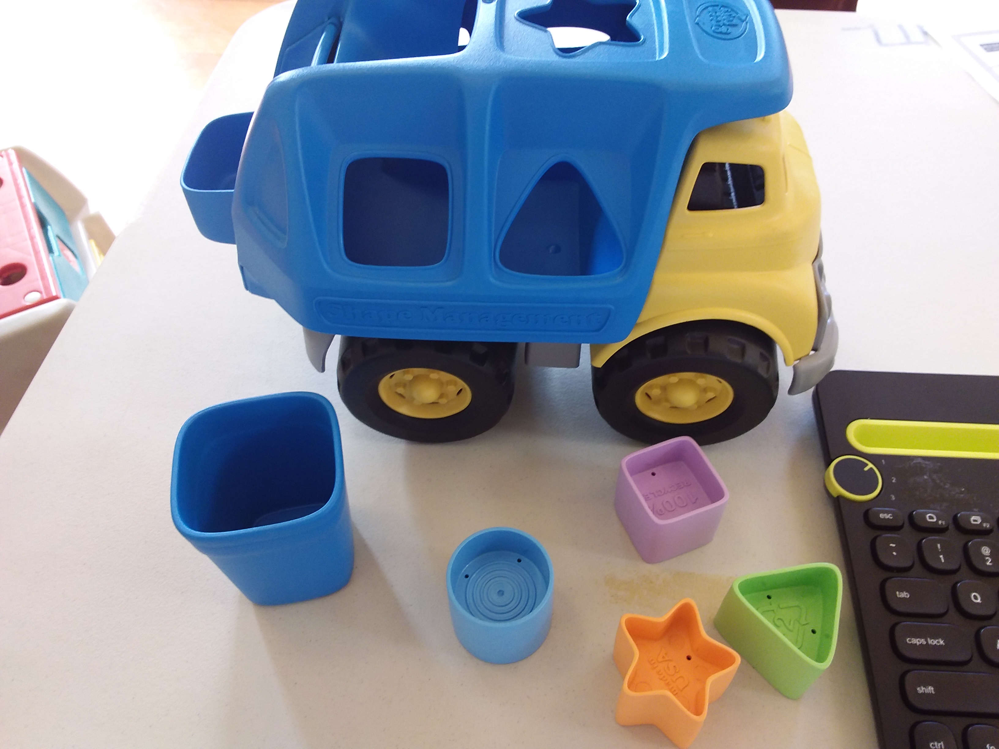 Shape Sorter Truck green toys